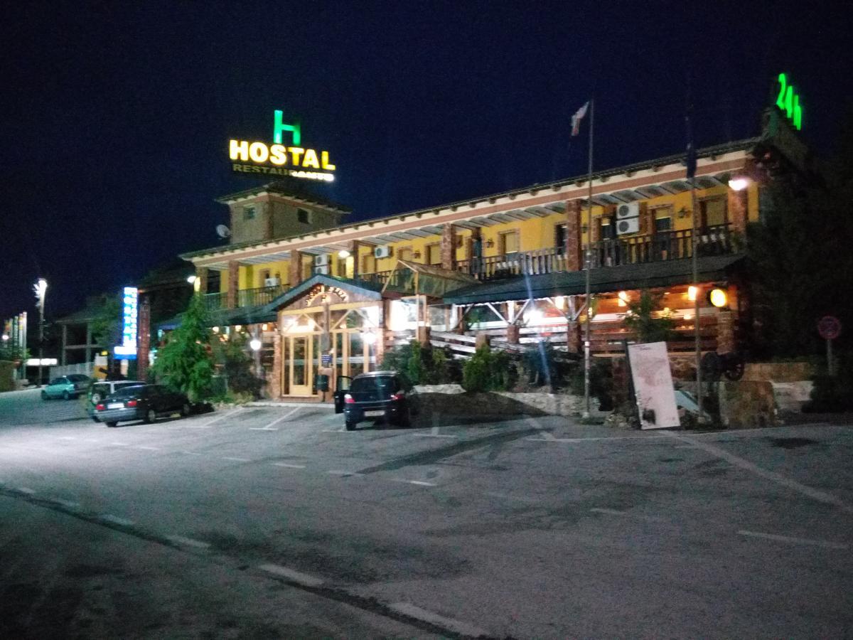 Hostal Sierra De Baza Exterior photo